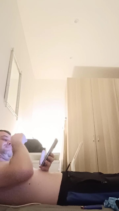 Mikacore live cam on Cam4