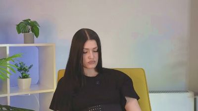 MikaelaBinkerd Cam4 cam model