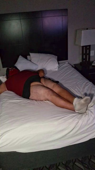 Mike2302radio live cam on Cam4