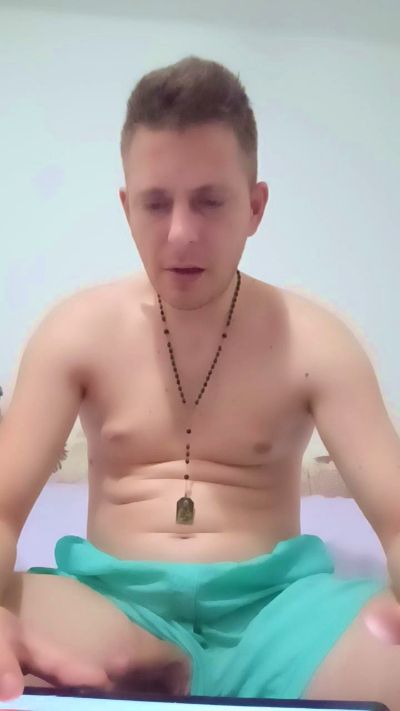 MikeGary21 live cam on Cam4