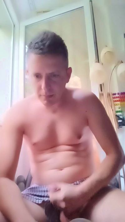 MikeGary21 live cam on Cam4