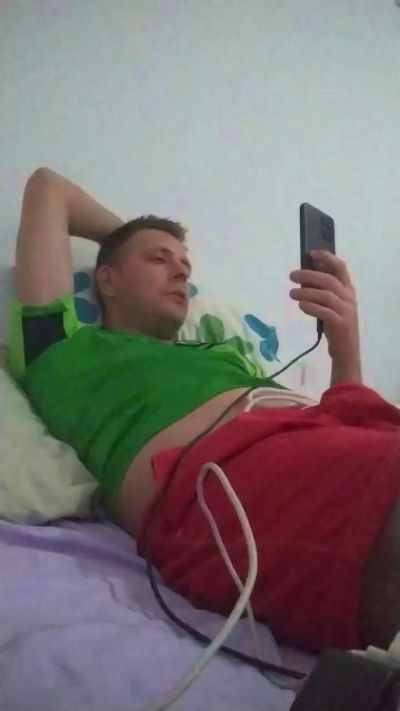 MikeGary21 live cam on Cam4