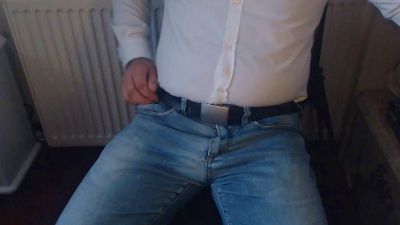 MikeMaster30 live cam on Cam4