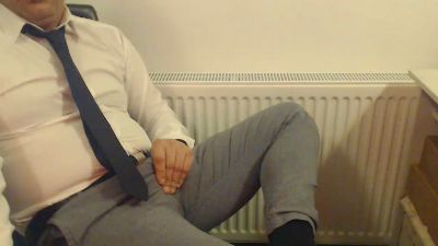 MikeMaster30 live cam on Cam4