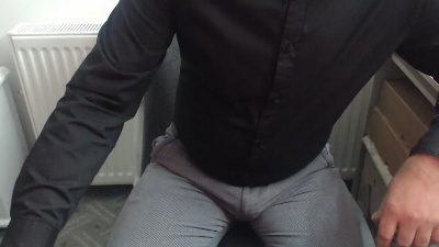 MikeMaster30 live cam on Cam4