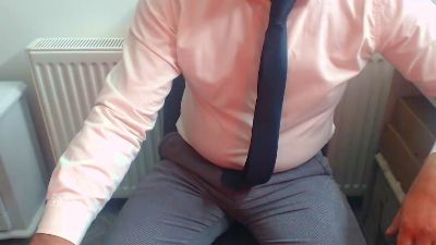 MikeMaster30 live cam on Cam4