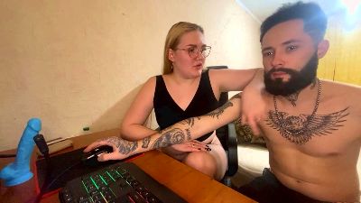 Mike_and_Anna live cam on Cam4