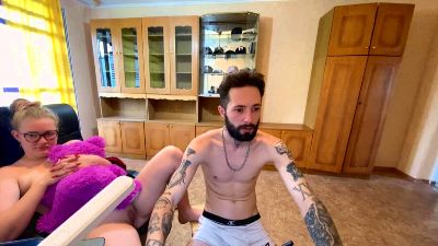 Mike_and_Anna live cam on Cam4