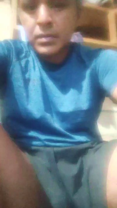 Mikebrea91 live cam on Cam4