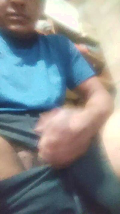 Mikebrea91 live cam on Cam4