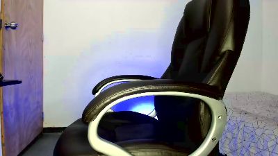 Mikee_scooth live cam on Cam4