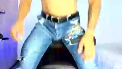Mikee_scooth live cam on Cam4