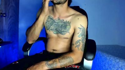 Mikee_scooth live cam on Cam4
