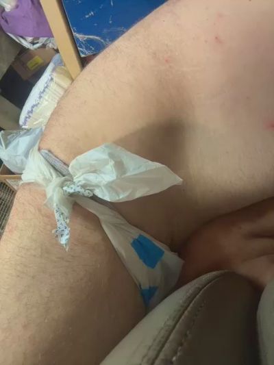 Mikesababy live cam on Cam4