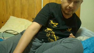 Mikeverg live cam on Cam4