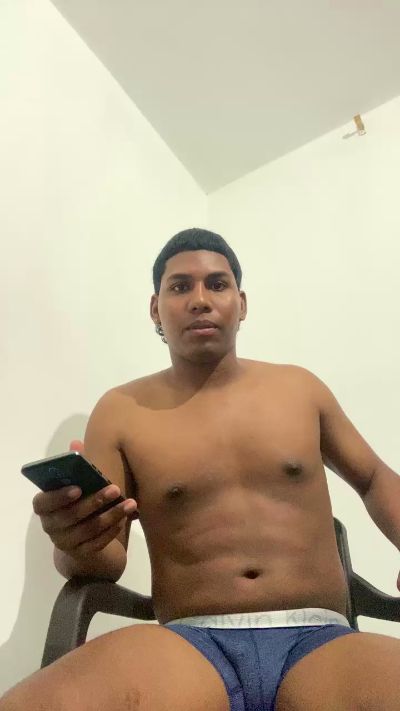 Mikey_hotx live cam on Cam4