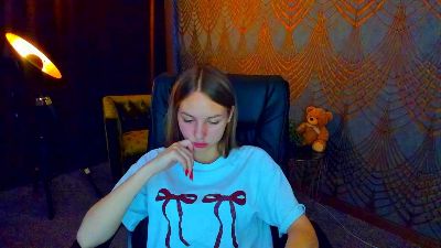 MilaAddams live cam on Cam4