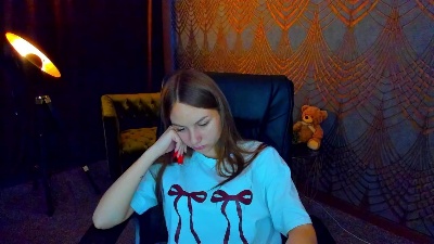 MilaAddams live cam on Cam4