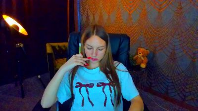 MilaAddams live cam on Cam4