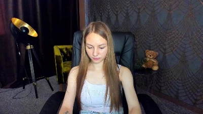 MilaAddams live cam on Cam4