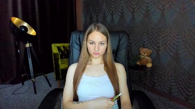 MilaAddams live cam on Cam4