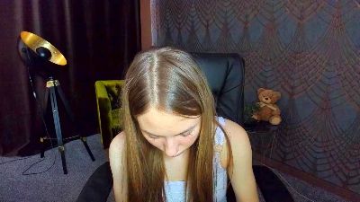 MilaAddams live cam on Cam4