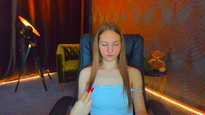 MilaAddams live cam on Cam4