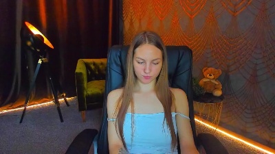 MilaAddams live cam on Cam4