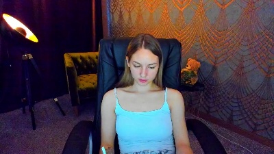 MilaAddams live cam on Cam4