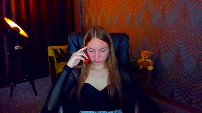 MilaAddams live cam on Cam4