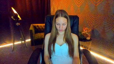 MilaAddams live cam on Cam4