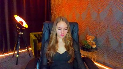 MilaAddams live cam on Cam4
