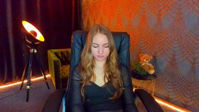 MilaAddams live cam on Cam4