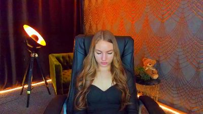 MilaAddams live cam on Cam4