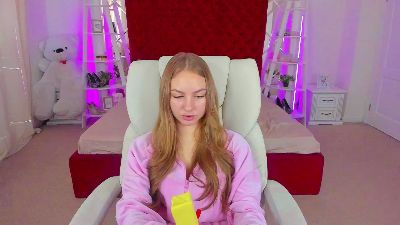 MilaAddams live cam on Cam4