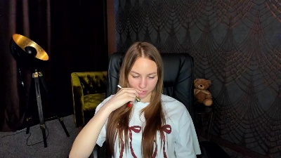 MilaAddams live cam on Cam4