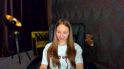 MilaAddams live cam on Cam4