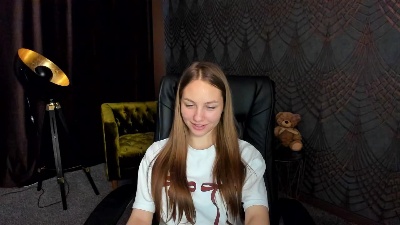 MilaAddams live cam on Cam4