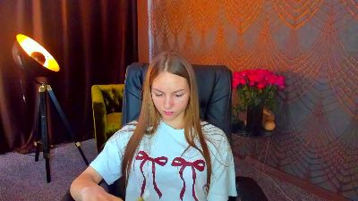 MilaAddams live cam on Cam4