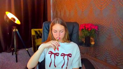 MilaAddams live cam on Cam4