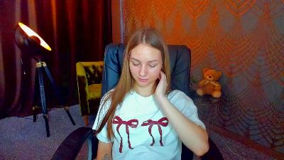 MilaAddams live cam on Cam4