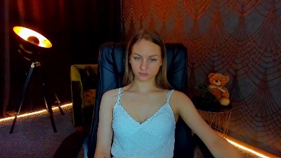 MilaAddams live cam on Cam4