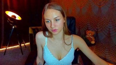 MilaAddams live cam on Cam4