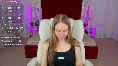 MilaAddams live cam on Cam4