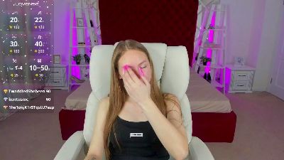 MilaAddams live cam on Cam4