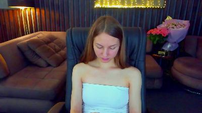 MilaAddams live cam on Cam4