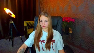 MilaAddams live cam on Cam4