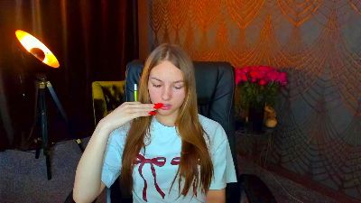 MilaAddams live cam on Cam4