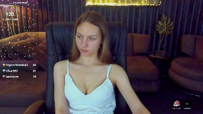 MilaAddams live cam on Cam4