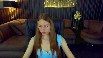 MilaAddams live cam on Cam4